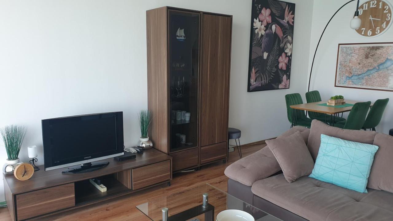 Golden Brown Apartment Siofok Exterior photo